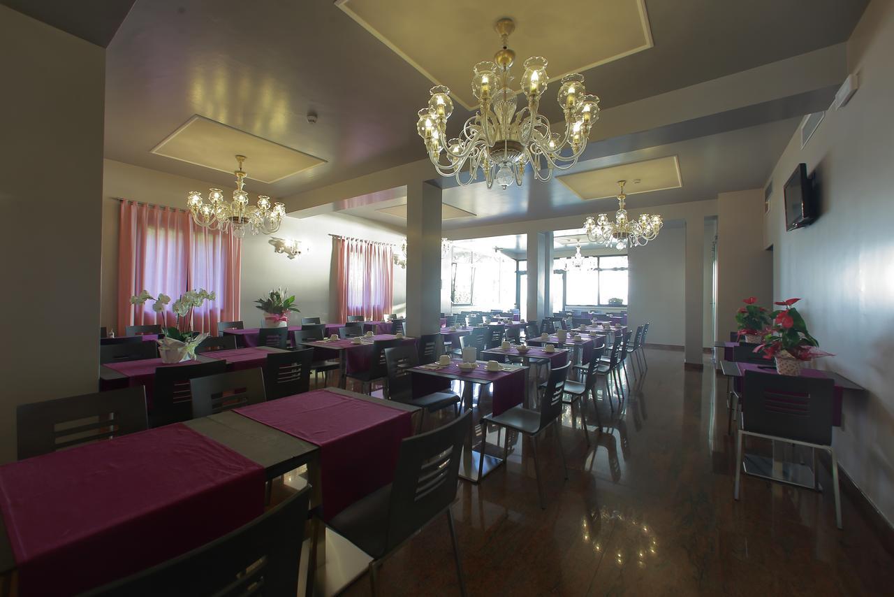 Hotel San Marco Peschiera del Garda Ngoại thất bức ảnh